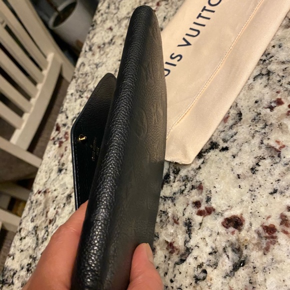 Louis Vuitton Black Wallet - Picture 6 of 15